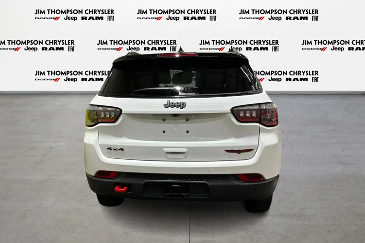 Jeep Compass снимка Jeep Compass