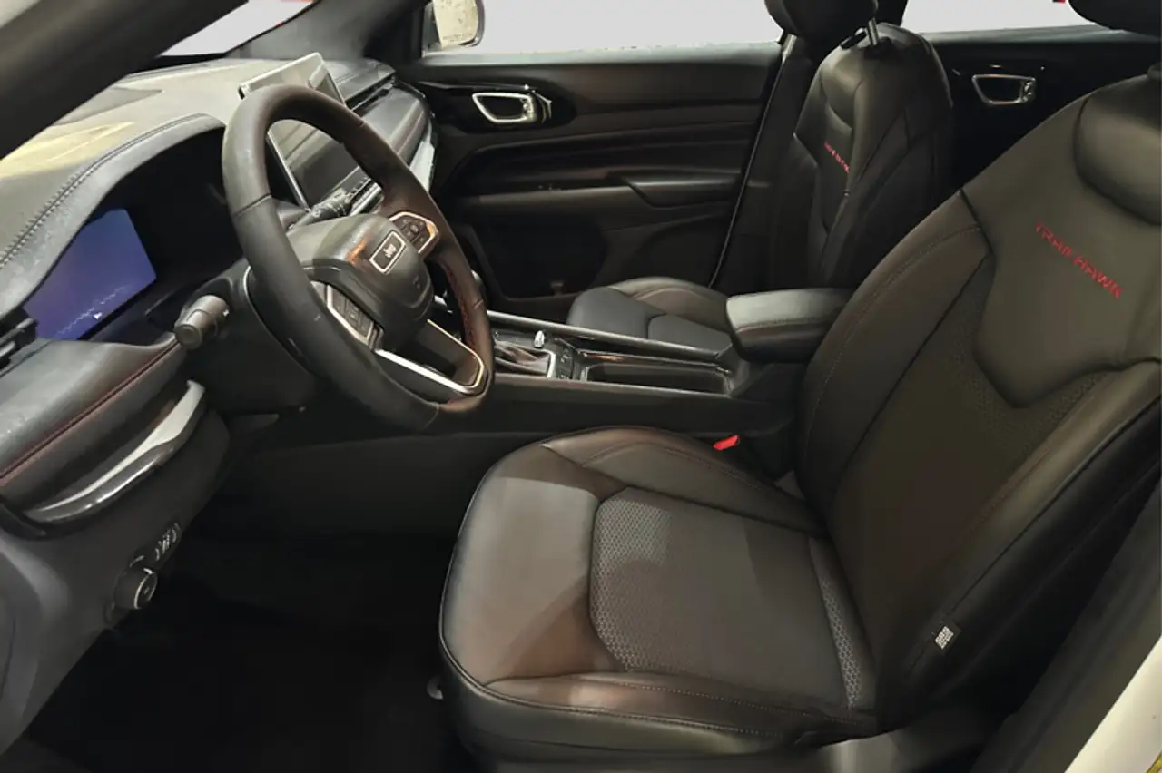 Jeep Compass снимка Jeep Compass