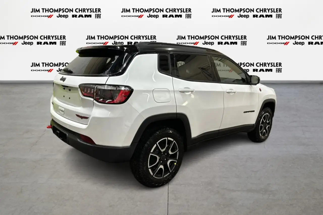 Jeep Compass снимка Jeep Compass