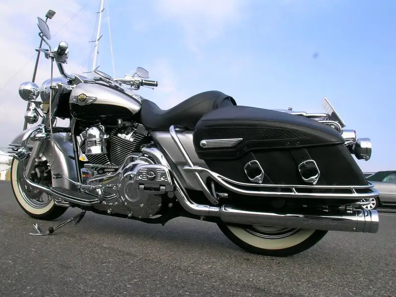 Harley-Davidson Road King - foto 4