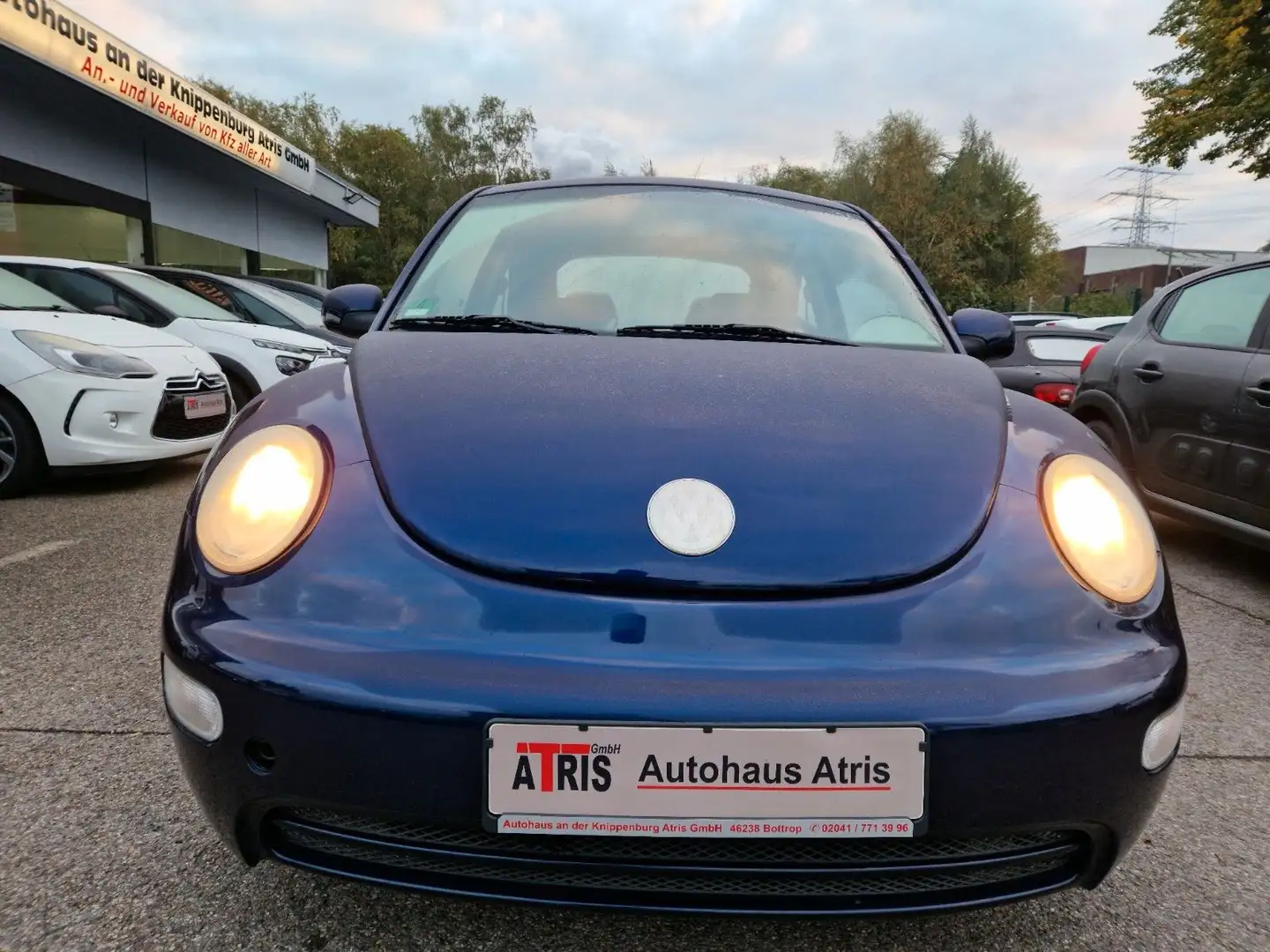 Volkswagen New Beetle Highline 1,6 Klima Blau - 1