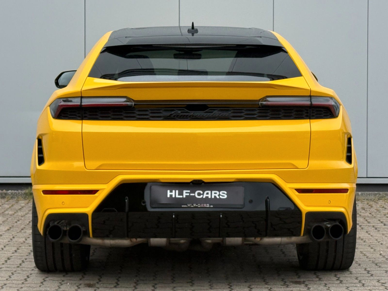Lamborghini Urus URUS SE 4.0 V8*CARBON*PANO*B&O*PROD 2026 — photo 4