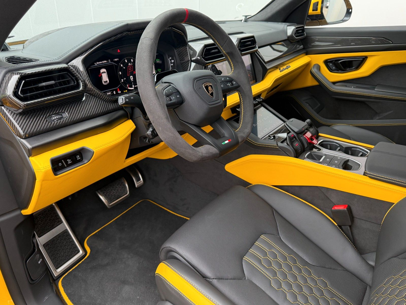 Lamborghini Urus URUS SE 4.0 V8*CARBON*PANO*B&O*PROD 2026 — photo 10