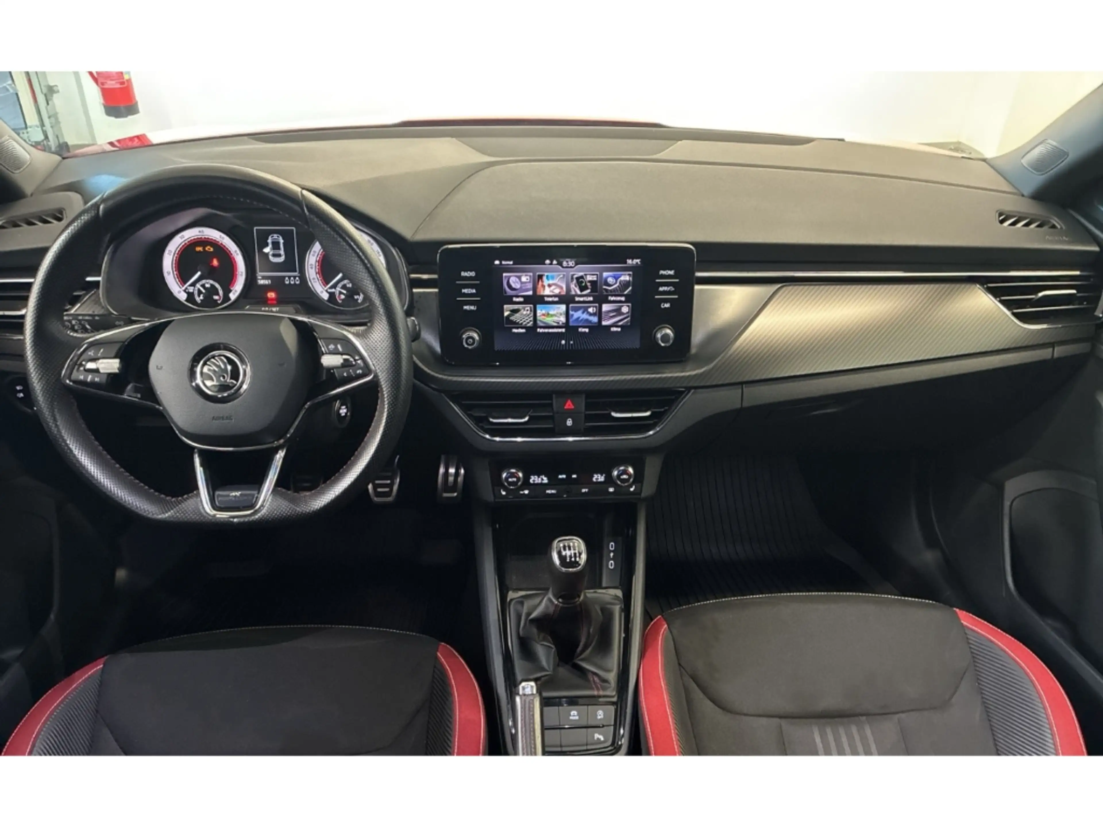 Skoda Scala 1.0 TSI Monte Carlo Bi.LED Pano Shz Tempomat — photo 7