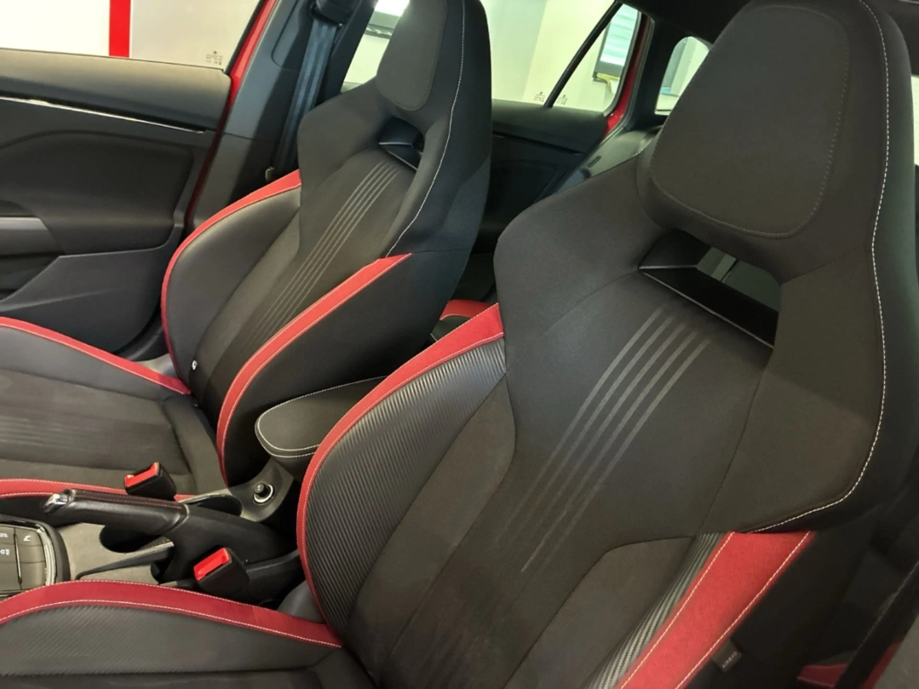 Skoda Scala 1.0 TSI Monte Carlo Bi.LED Pano Shz Tempomat — photo 10