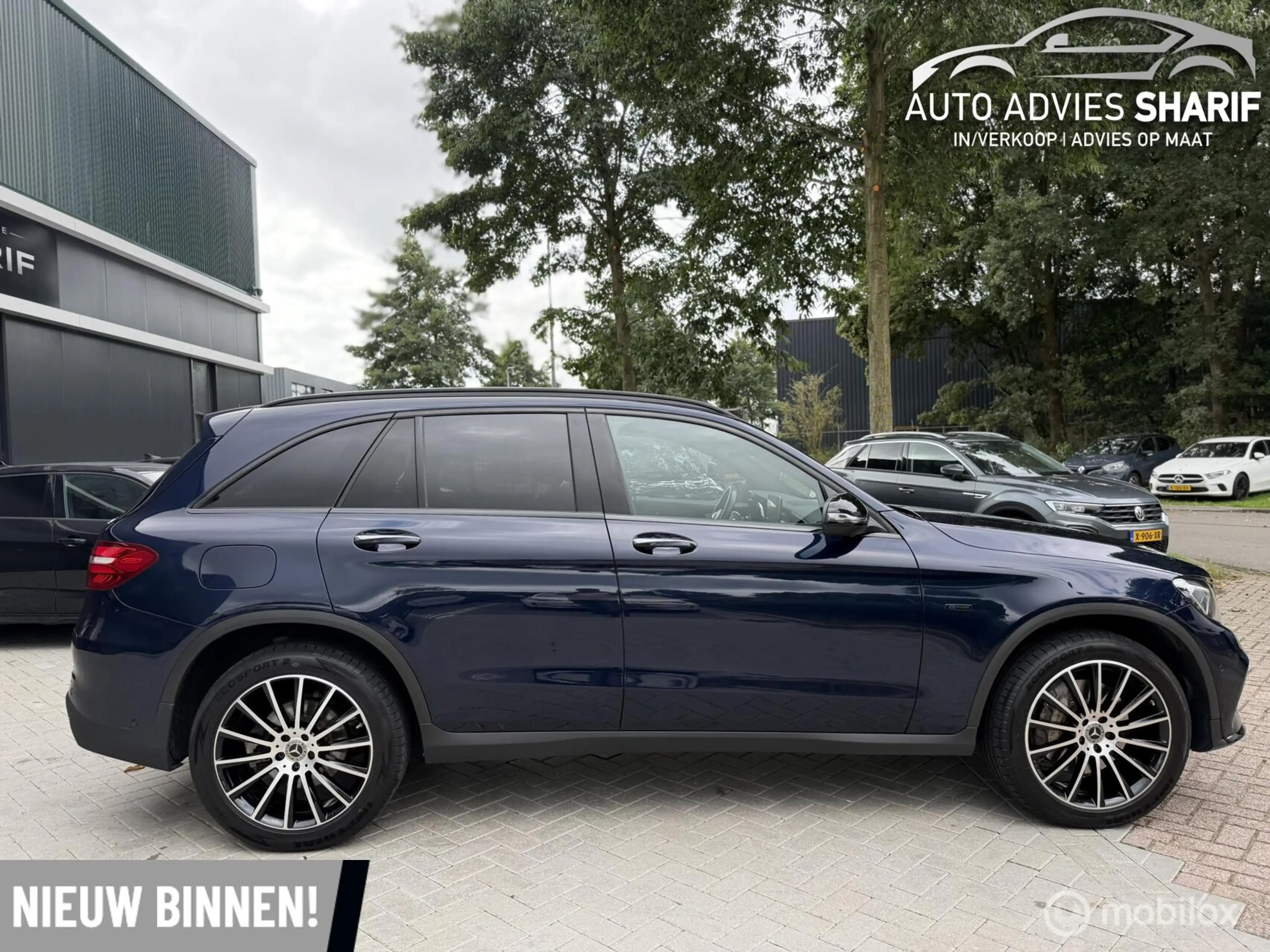 Mercedes-Benz GLC 350 350e 4MATIC Premium Plus Full Options !! — photo 10
