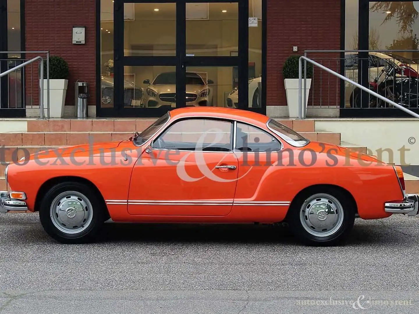 Volkswagen Karmann Ghia Coupè Oranje - 2
