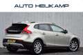 Volvo V40 Cross Country 1.5 T3 Polar+ Luxury | Pano-dak | Trekhaak | NL-Au Beige - thumbnail 3