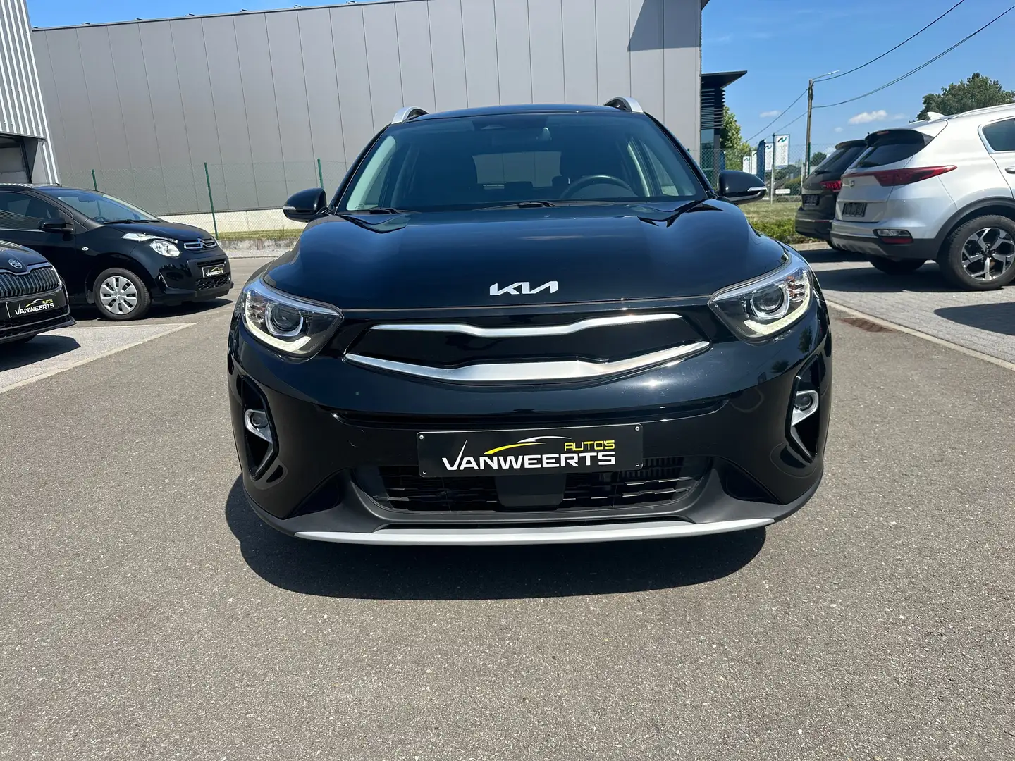 Kia Stonic 1.0 T-GDI 100 Vision, CARPLAY-ANDROID/ CAMERA Negro - 2