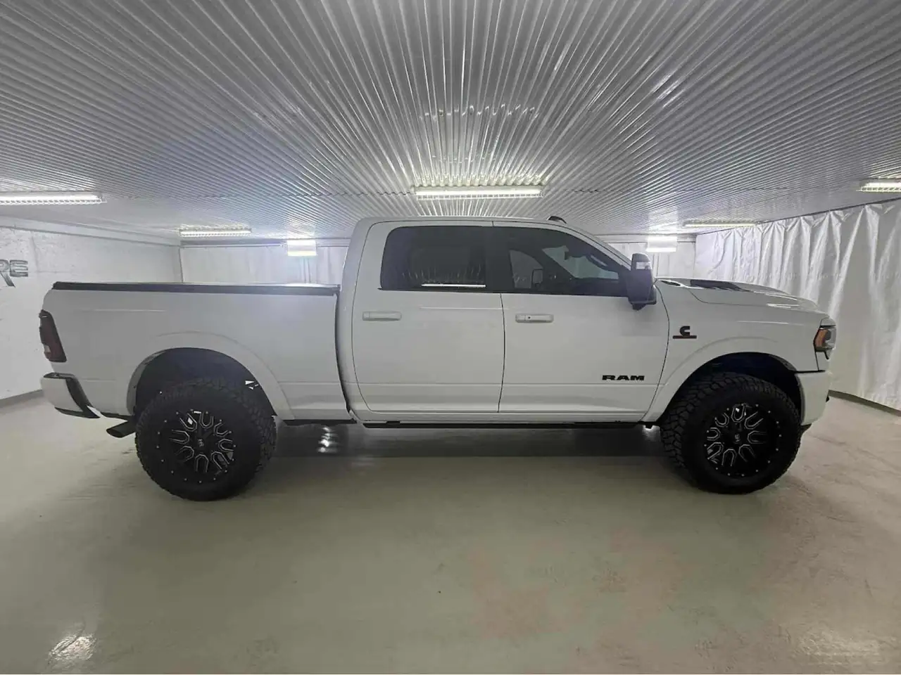 RAM 2500 снимка RAM 2500