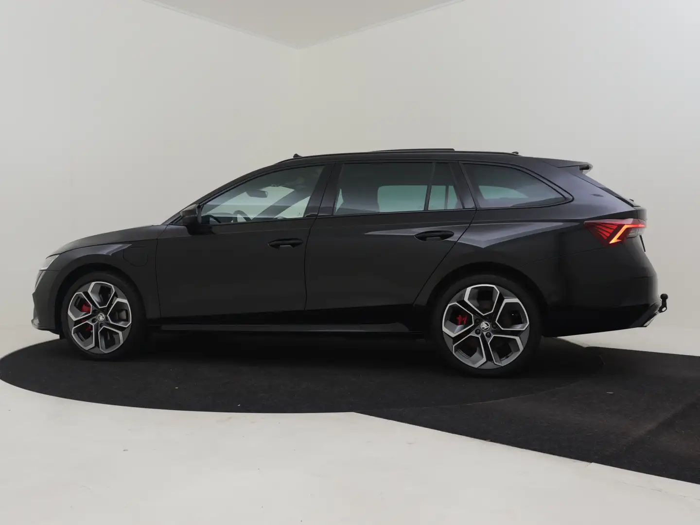 Skoda Octavia Combi RS l Panoramadak l Elektrische Achterklep l Nero - 2