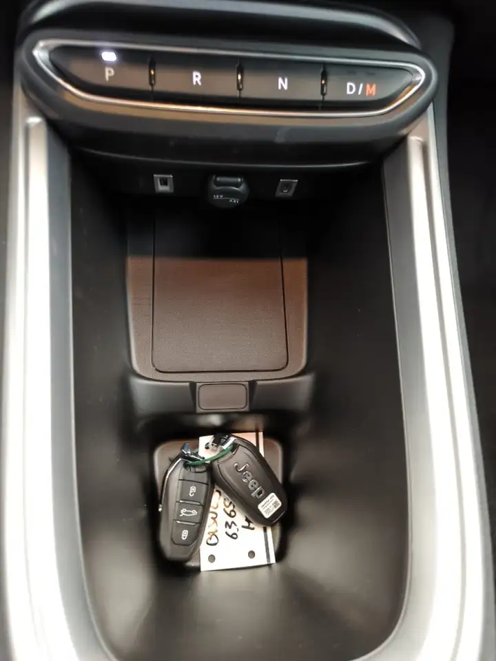 Jeep Avenger 1.2 Turbo 145 CV MHEV 4xe Upland 16