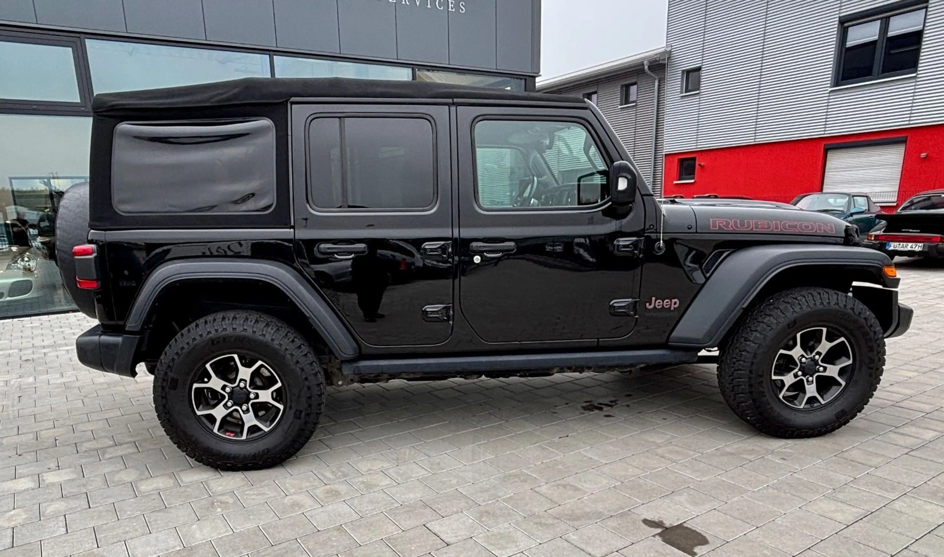 Jeep Wrangler / Wrangler Unlimited Rubicon — photo 13