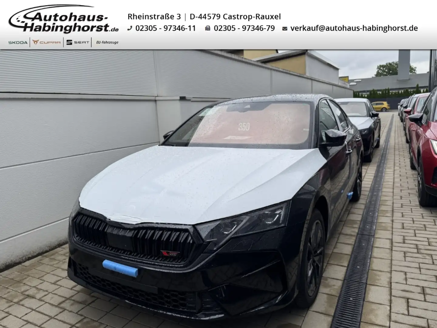 Skoda Octavia IV 2.0 TSI DSG RS AHK Standhzg 360 HeadUp DCC Schwarz - 1