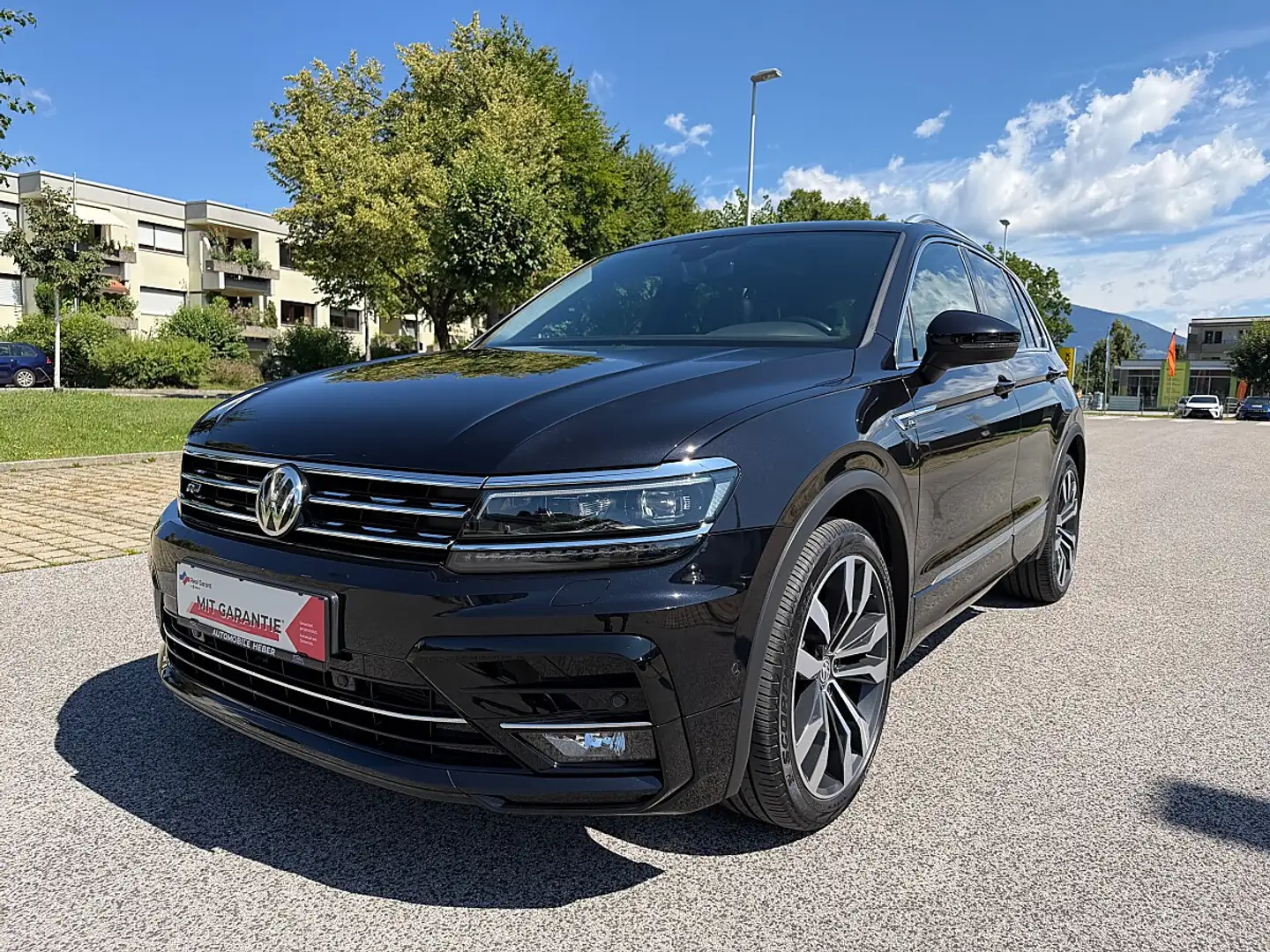 Volkswagen Tiguan 2,0 TDI SCR 4Motion R-Line Sky DSG R-Line innen... Schwarz - 1