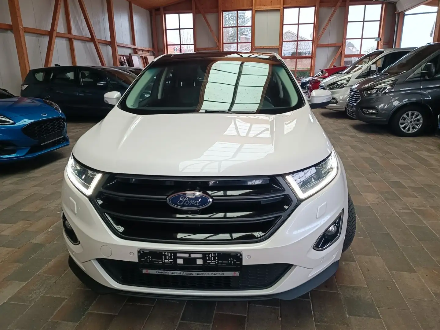 Ford Edge 2,0 l TDCi Sport,AHK,LED,Pdach,Cam,4xSHZ White - 2