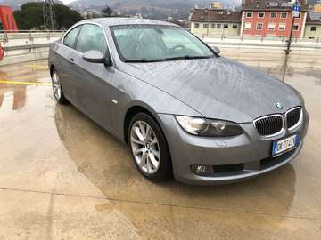 SERIE 3 COUPE 3 LITRI D 6 CILINDRI 325/330 204 CV E92