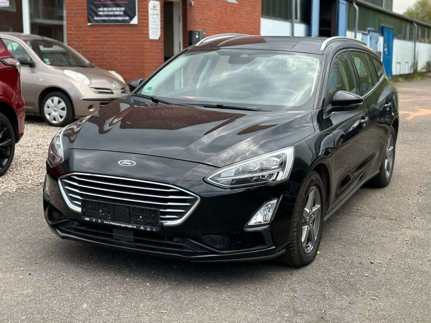 Ford Focus Turnier Cool & Connect Schwarz - 1