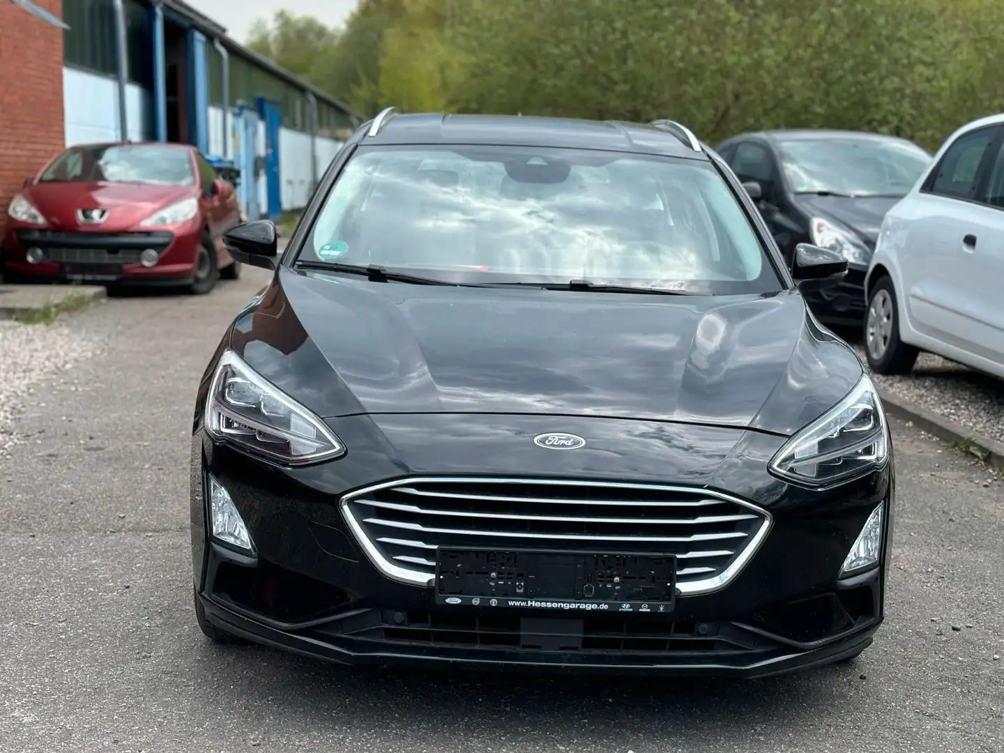Ford Focus Turnier Cool & Connect Schwarz - 2