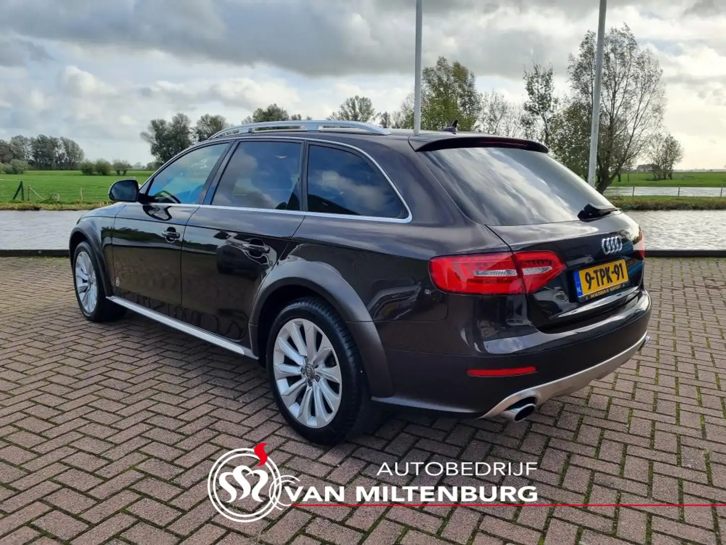 Audi A4 allroad quattro 2.0 TFSI Pro Line Bruin - 2