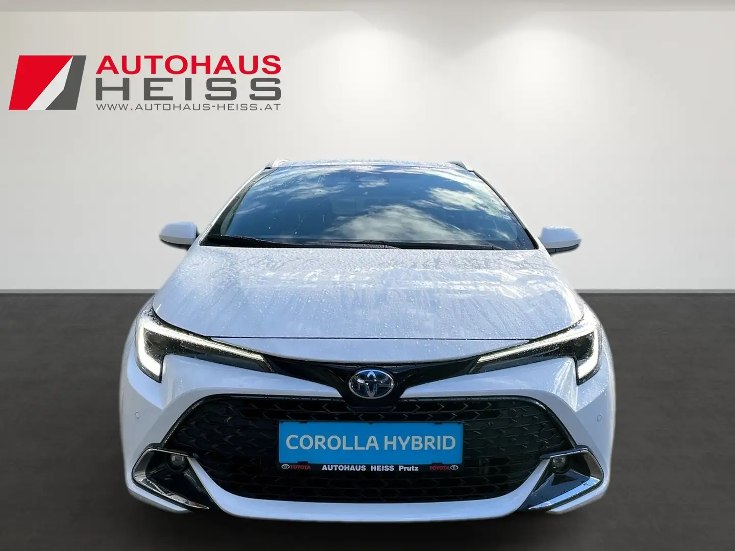 Toyota Corolla Touring Sports 1,8 Hybrid Active Drive + SP Weiß - 2