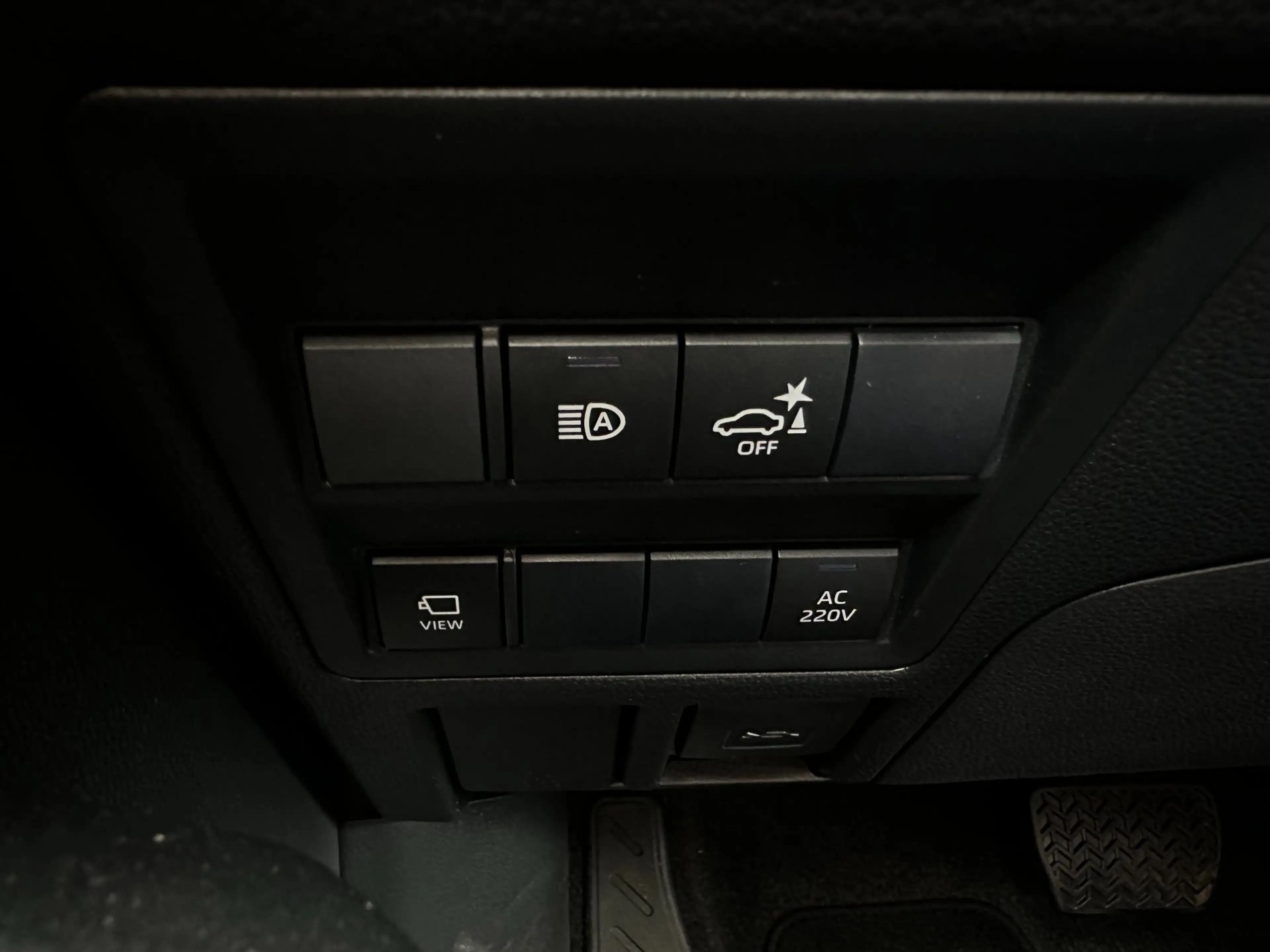 Toyota Hilux Professional Dubbele Cabine BEV Electric | Leder | — photo 24