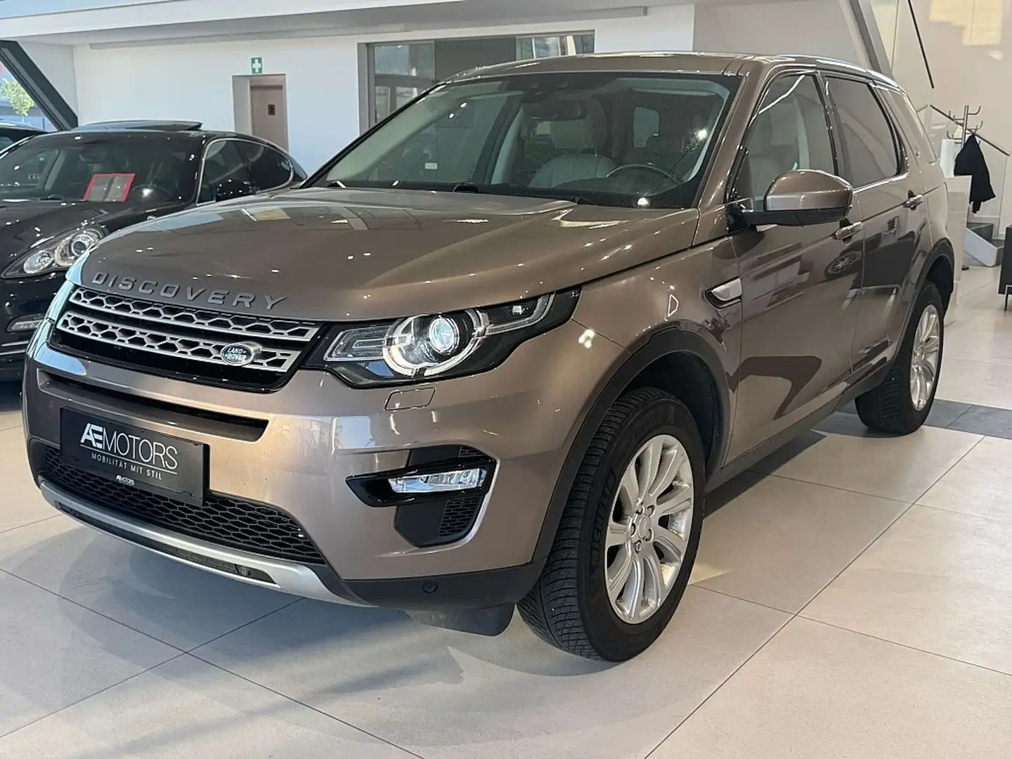 Land Rover Discovery Sport 2,0 TD4 4WD HSE Aut.*TOP*VOLL*PANO*GARANTIE*KRE... Grau - 2