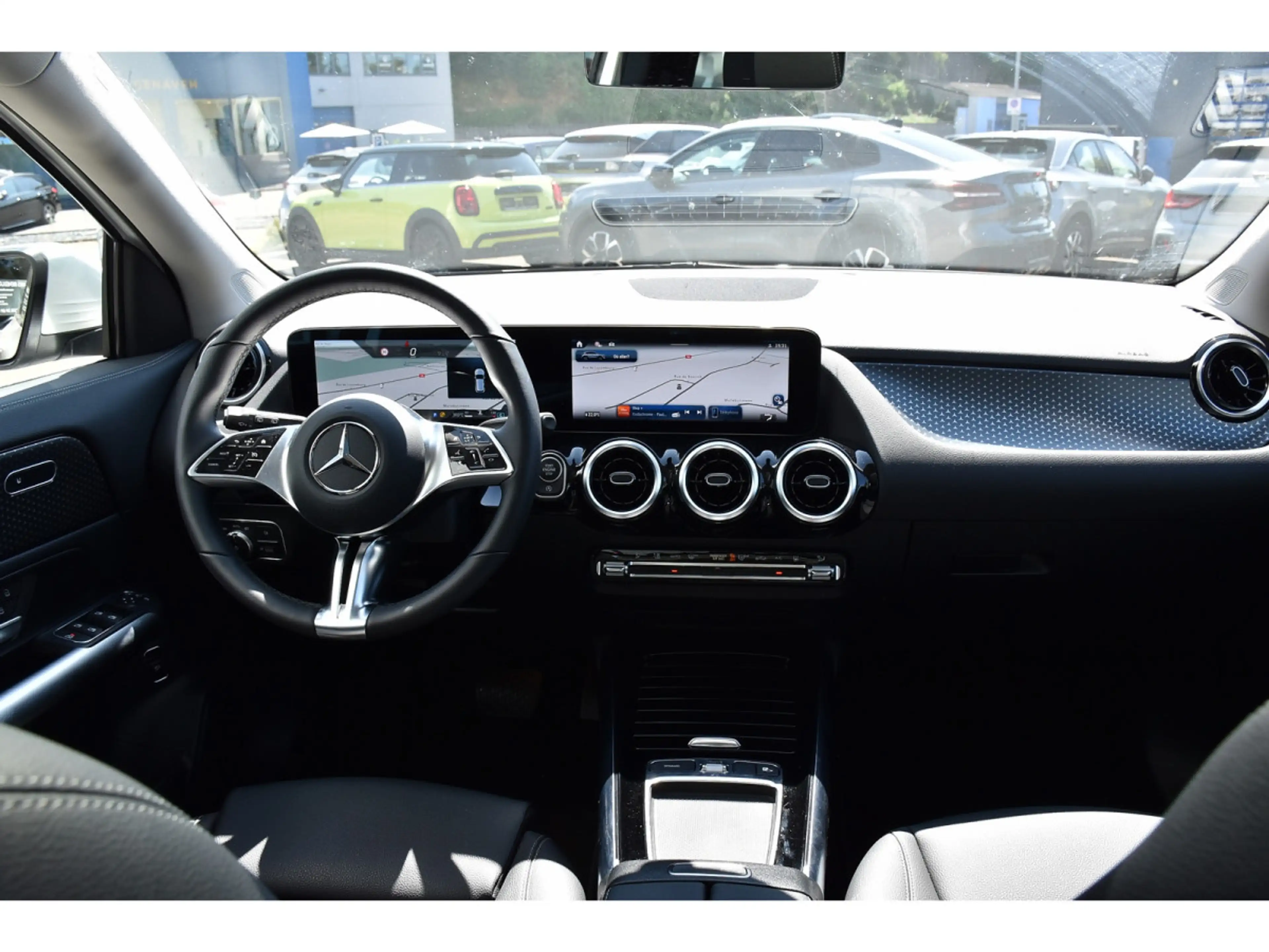 Mercedes-Benz GLA 200 CDI Progressive 8G-Tronic PANO CHFF ADD CAM 1°MAIN — photo 10