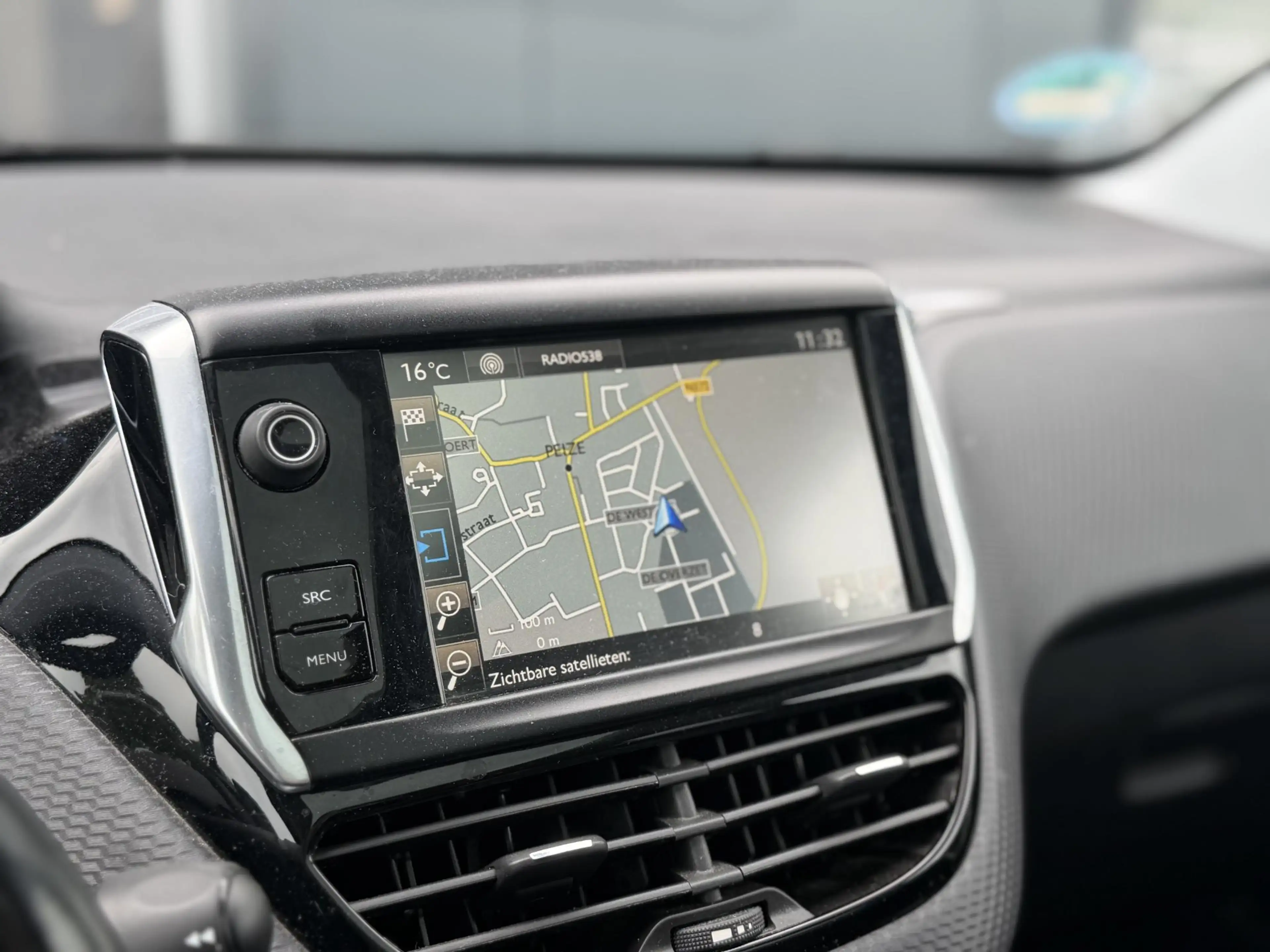 Peugeot 2008 1.2 PureTech Allure Automaat - Navigatie - Climate — photo 19