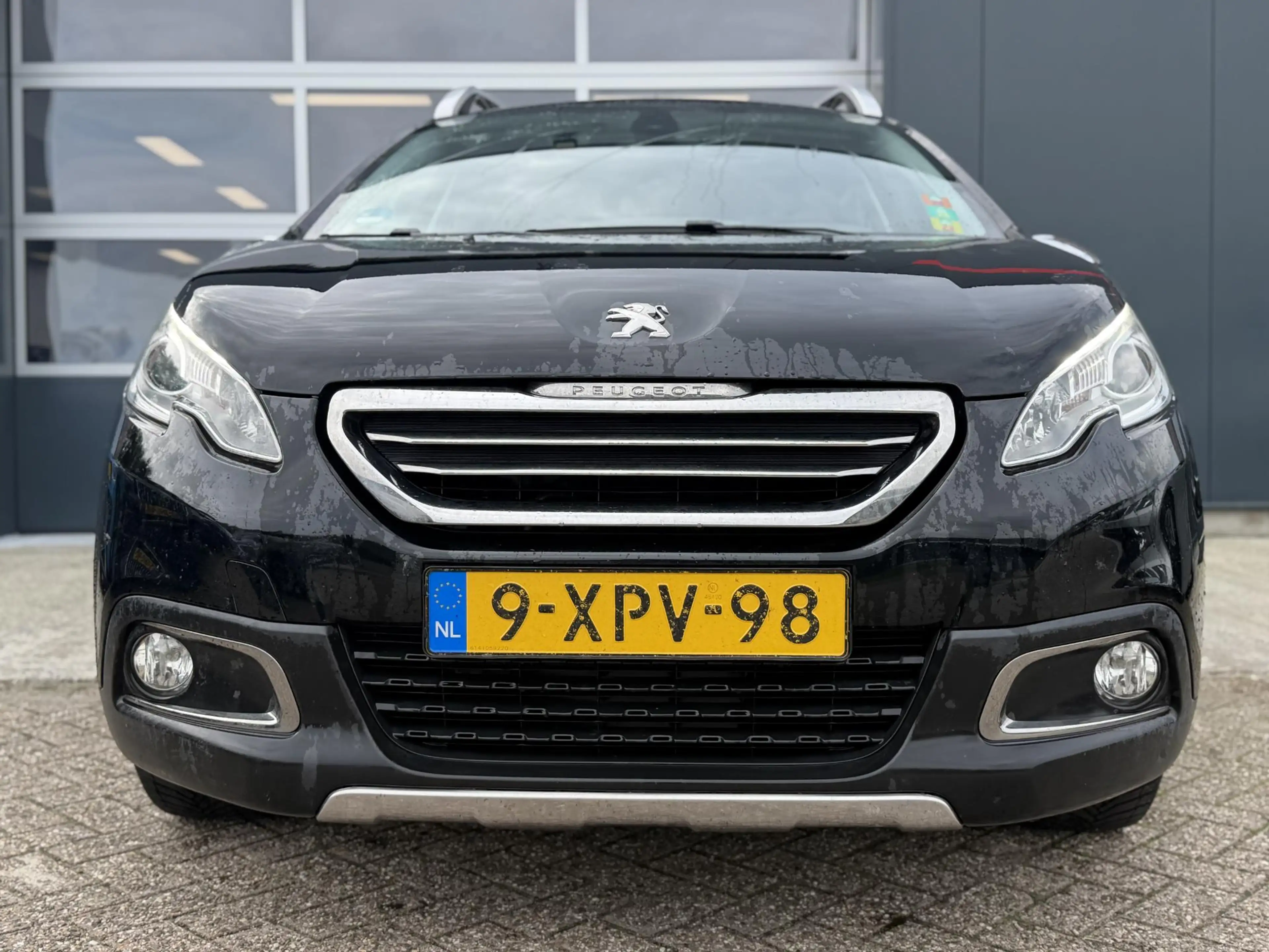 Peugeot 2008 1.2 PureTech Allure Automaat - Navigatie - Climate — photo 4