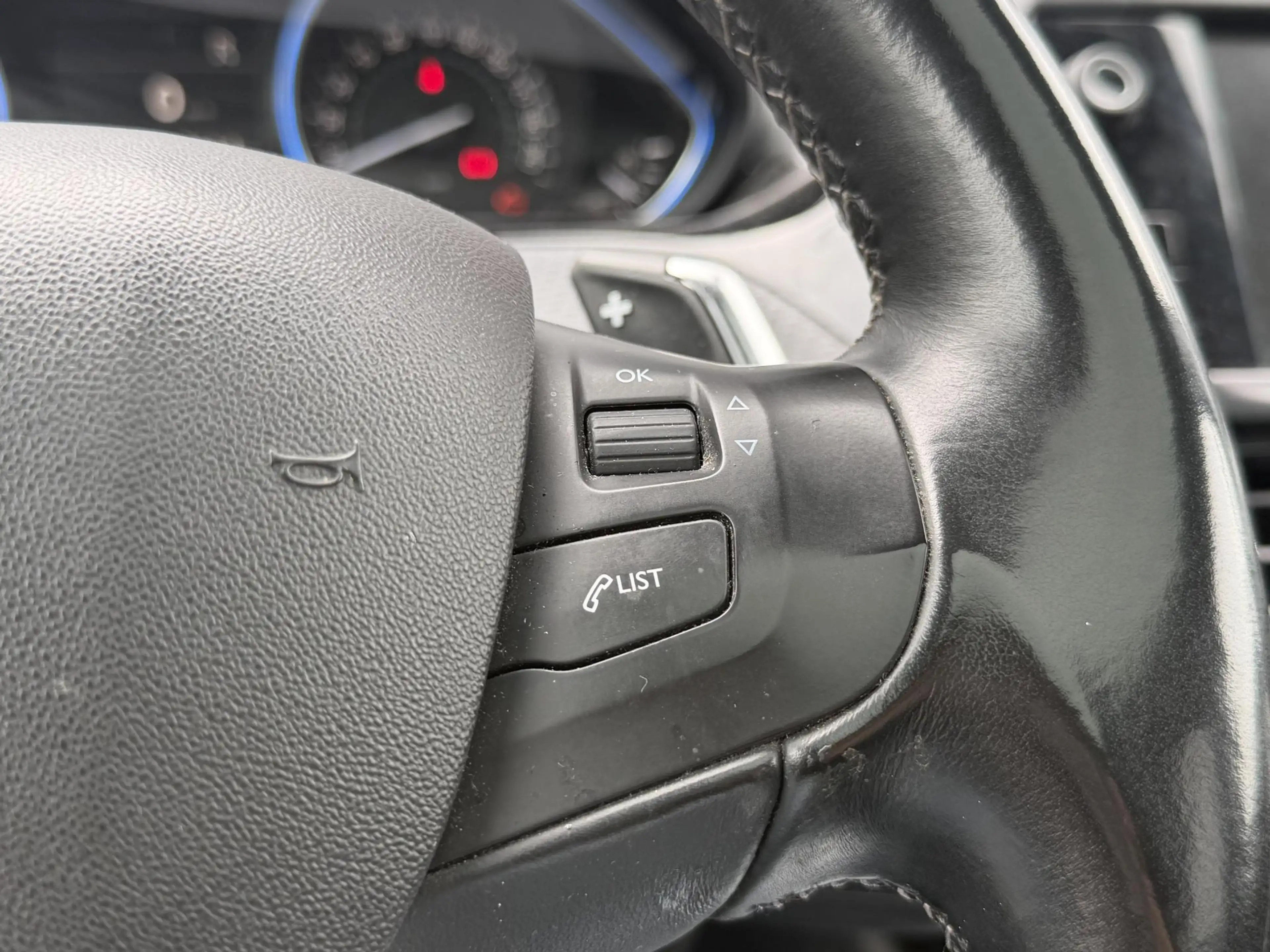 Peugeot 2008 1.2 PureTech Allure Automaat - Navigatie - Climate — photo 14