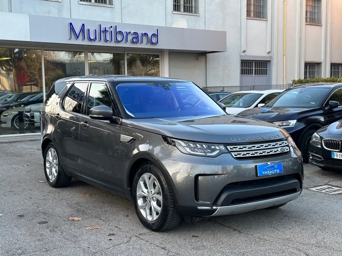 Land Rover Discovery 2.0 SD4 240 CV HSE Luxury Grey - 1