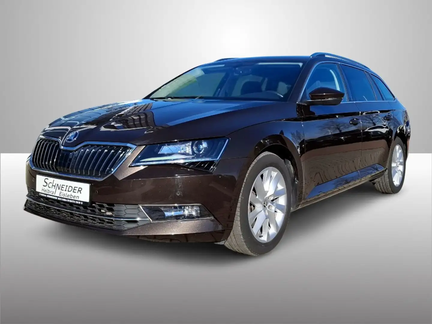 Skoda Superb Combi 2.0 TDI DSG STYLE STHZ+SHZ+APP Navi Braun - 2