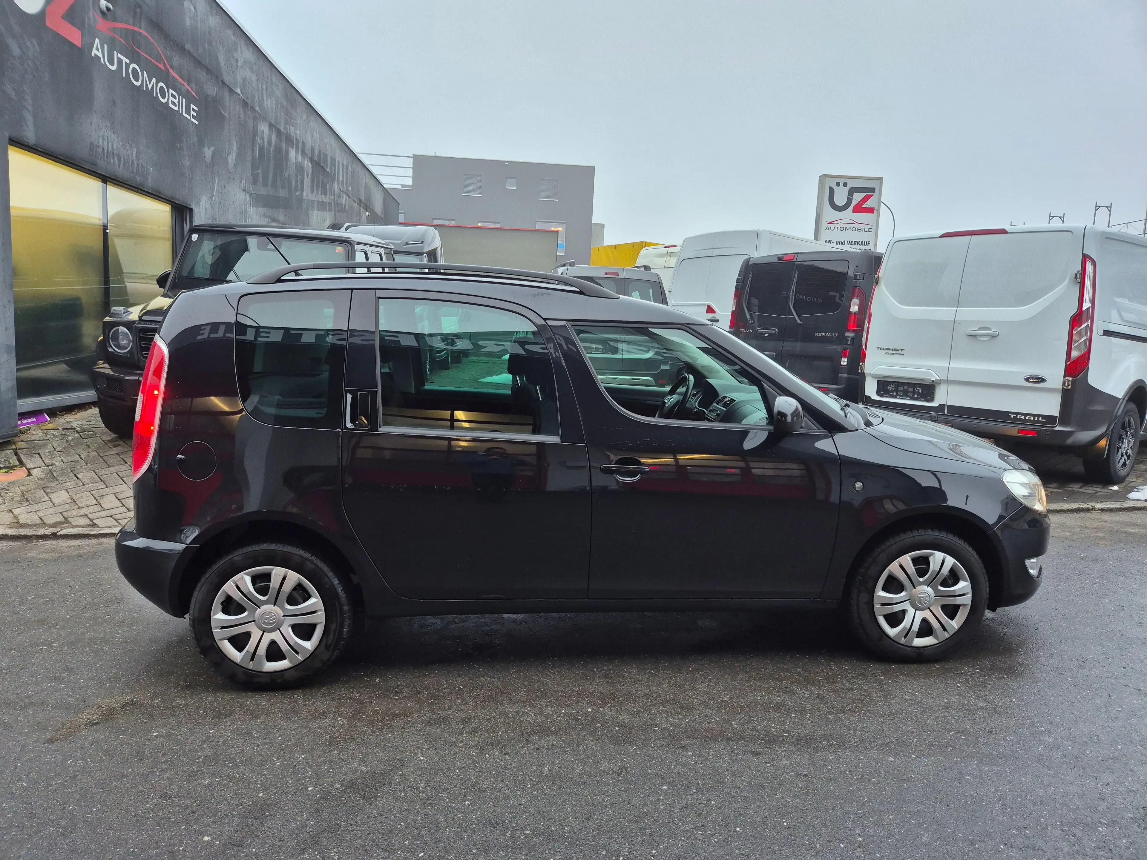 Skoda Roomster Ambition — photo 14