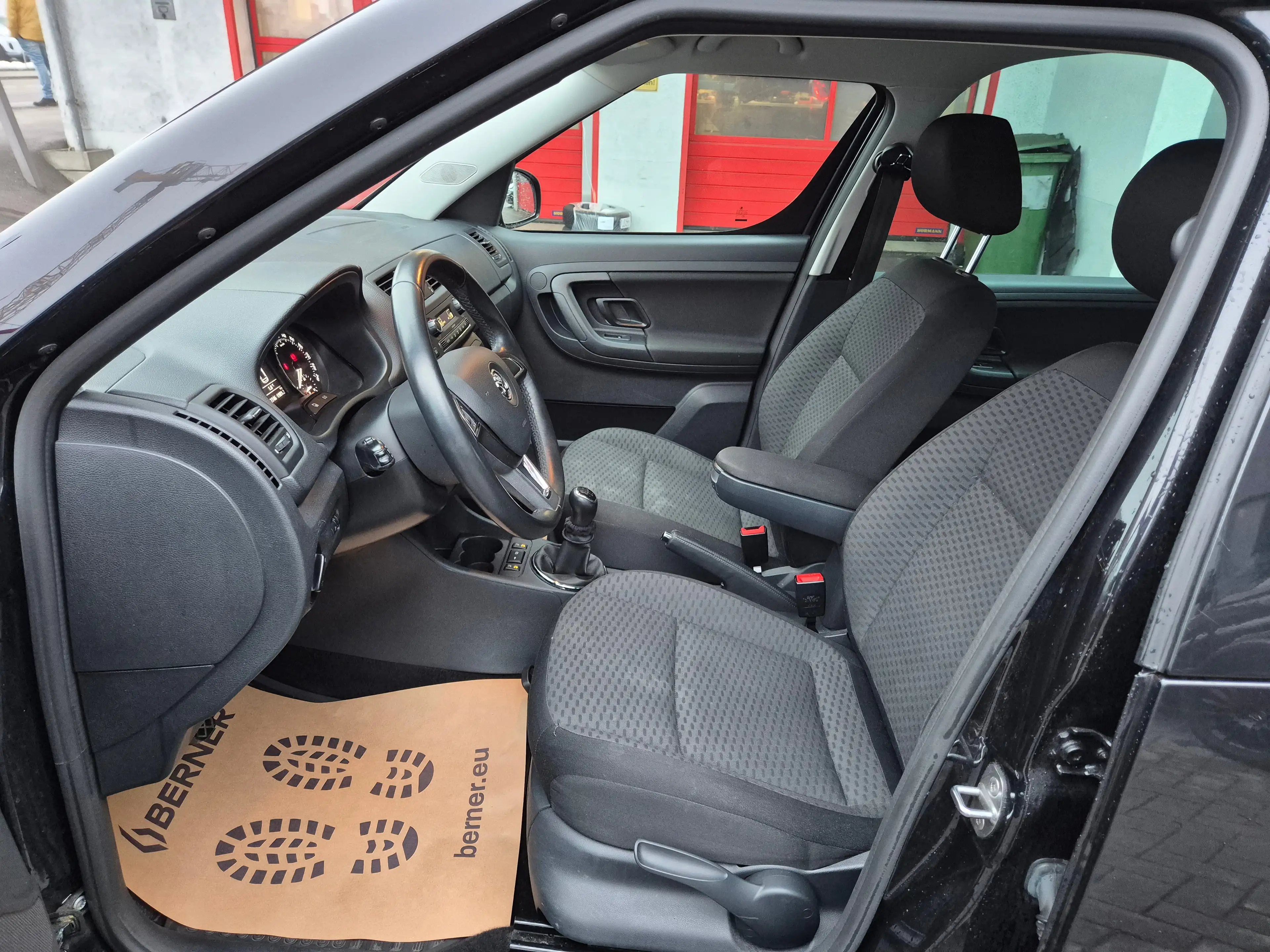 Skoda Roomster Ambition — photo 15