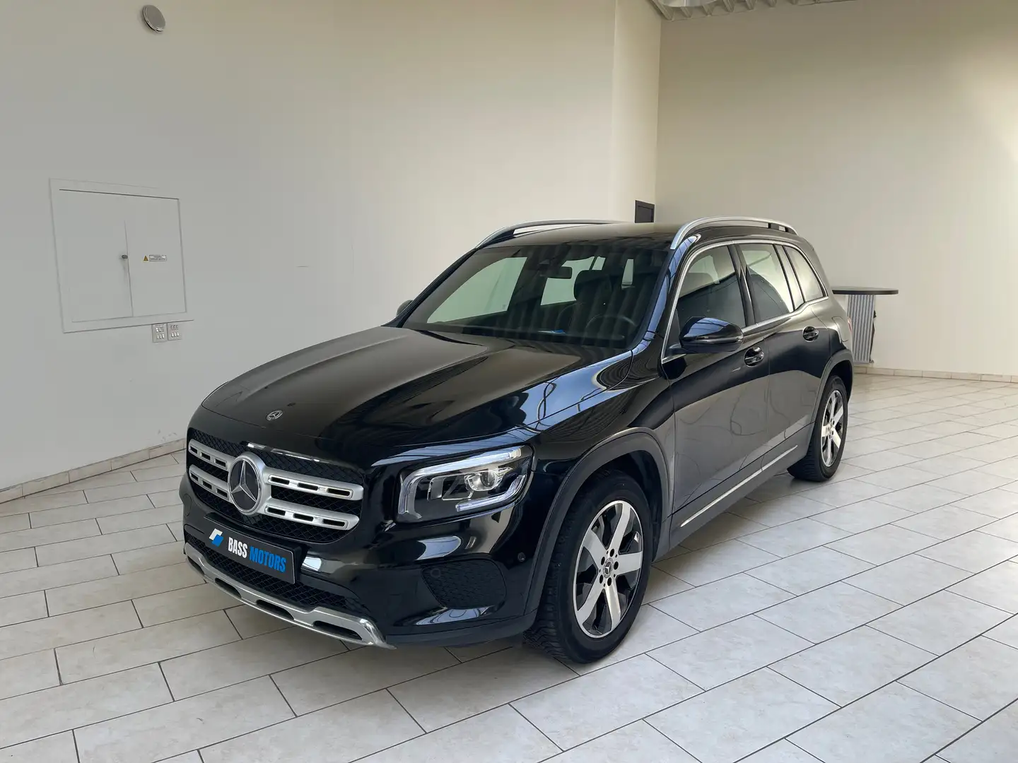 MERCEDES-BENZ Glb