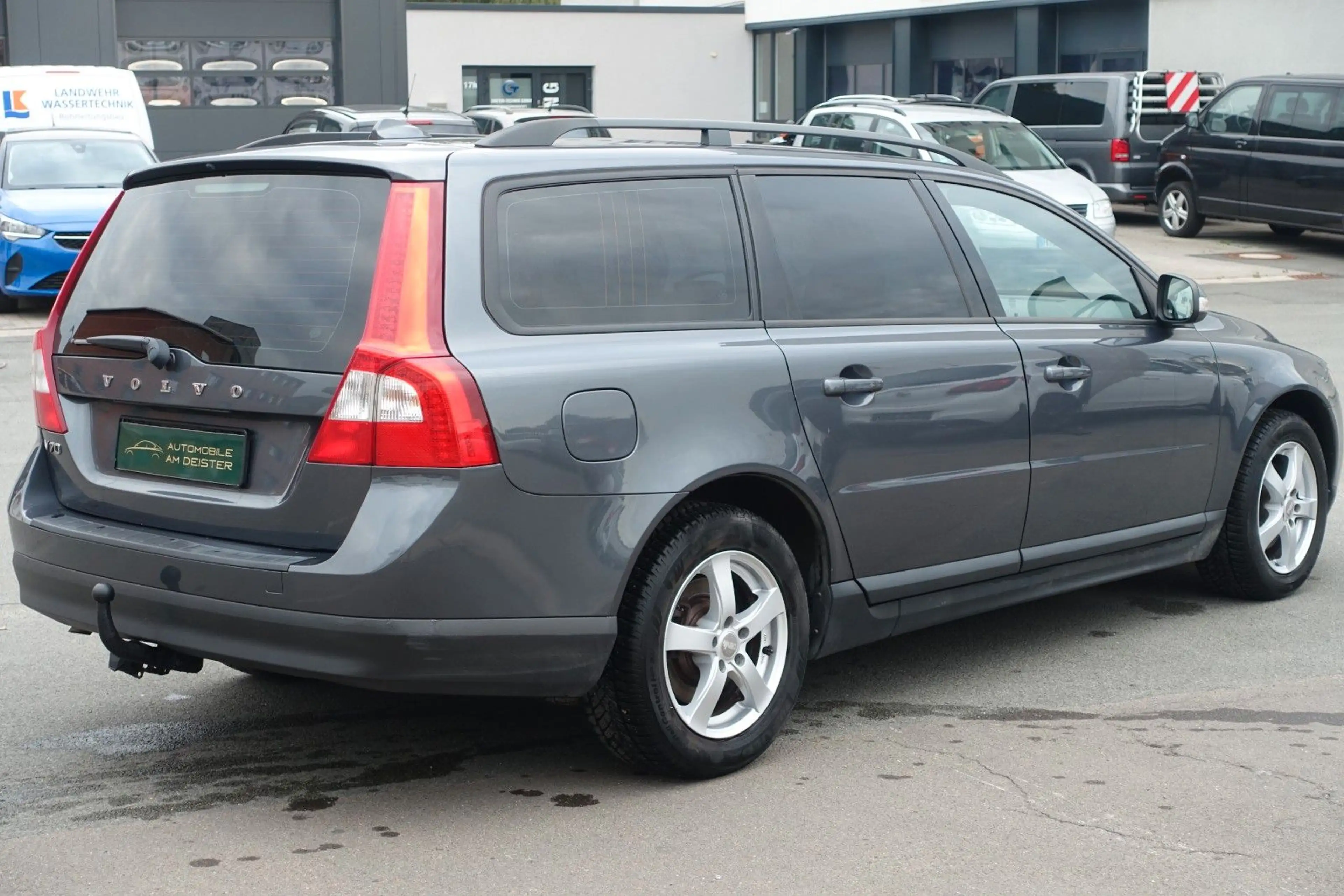 Volvo V70 Kombi 2.0*KLIMA*AHK*TEMPOMAT*TÜV+SERVICE NEU — photo 4