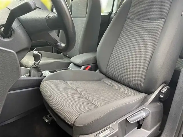 Volkswagen Caddy view 15