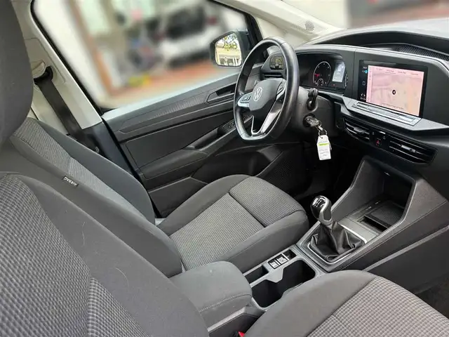 Volkswagen Caddy view 16