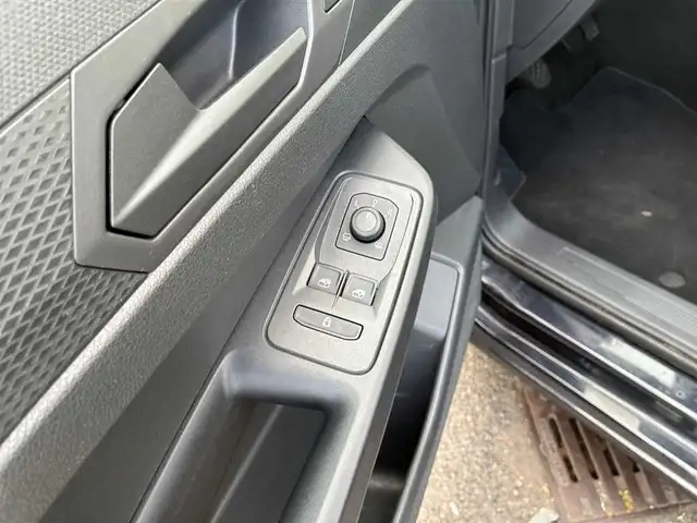 Volkswagen Caddy view 14