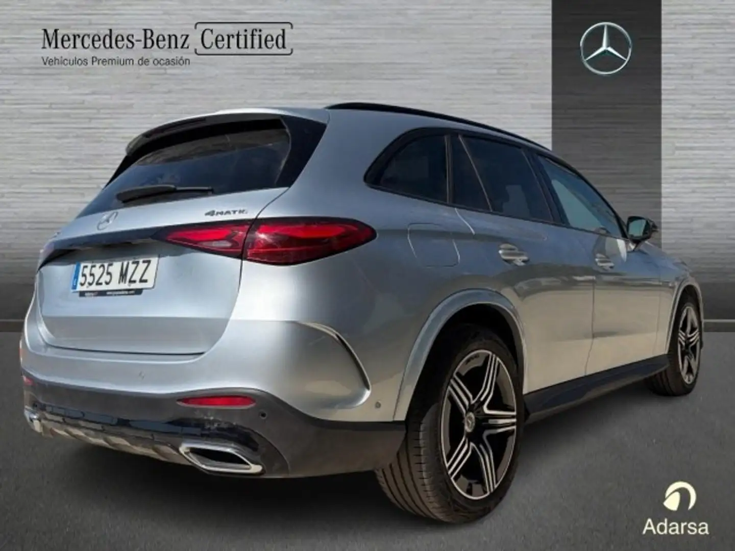 Mercedes-Benz GLC 200 4Matic AMG Line - 2