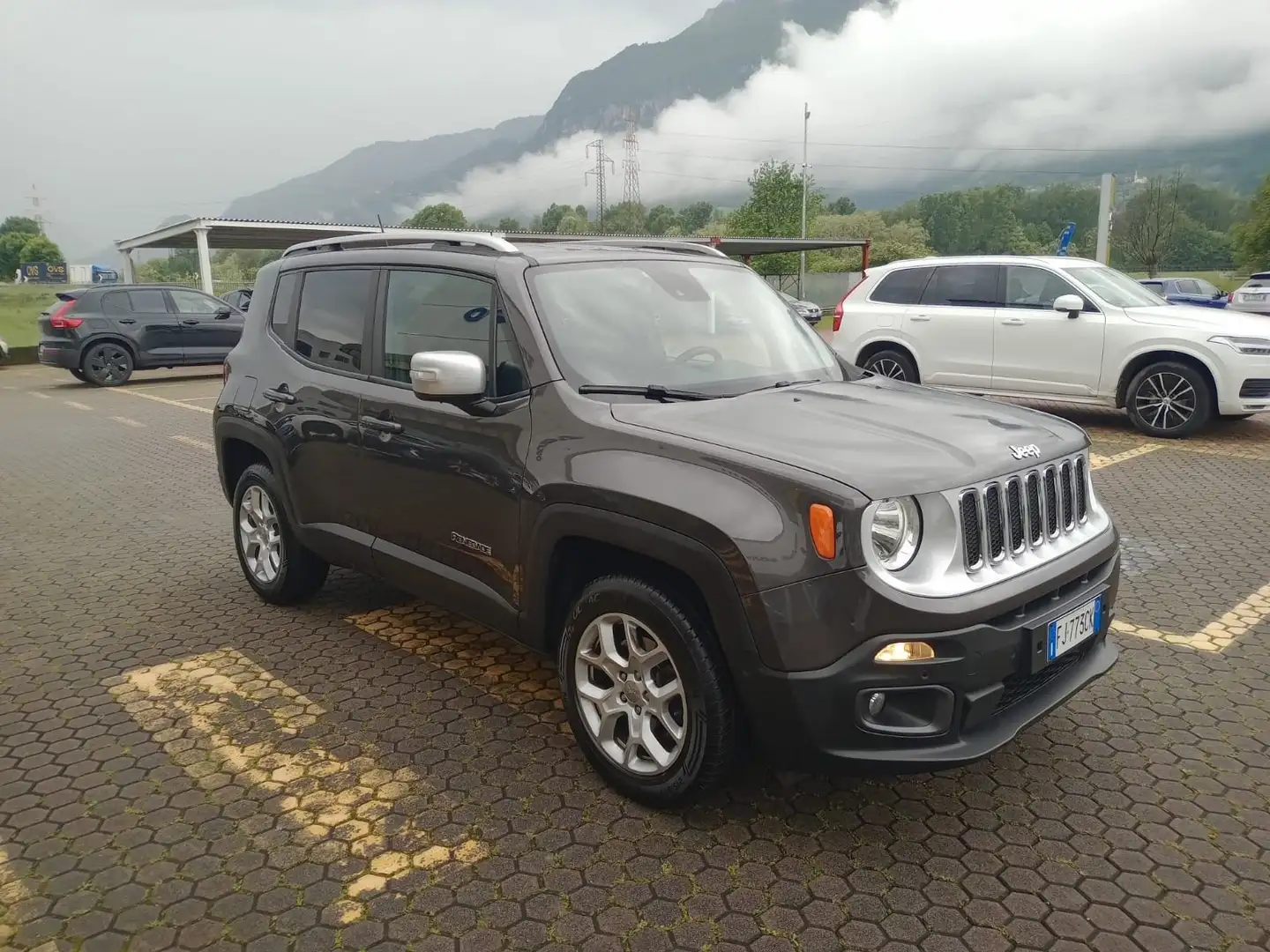 Jeep Renegade Renegade 2.0 mjt Limited 4wd 140cv auto Grijs - 2