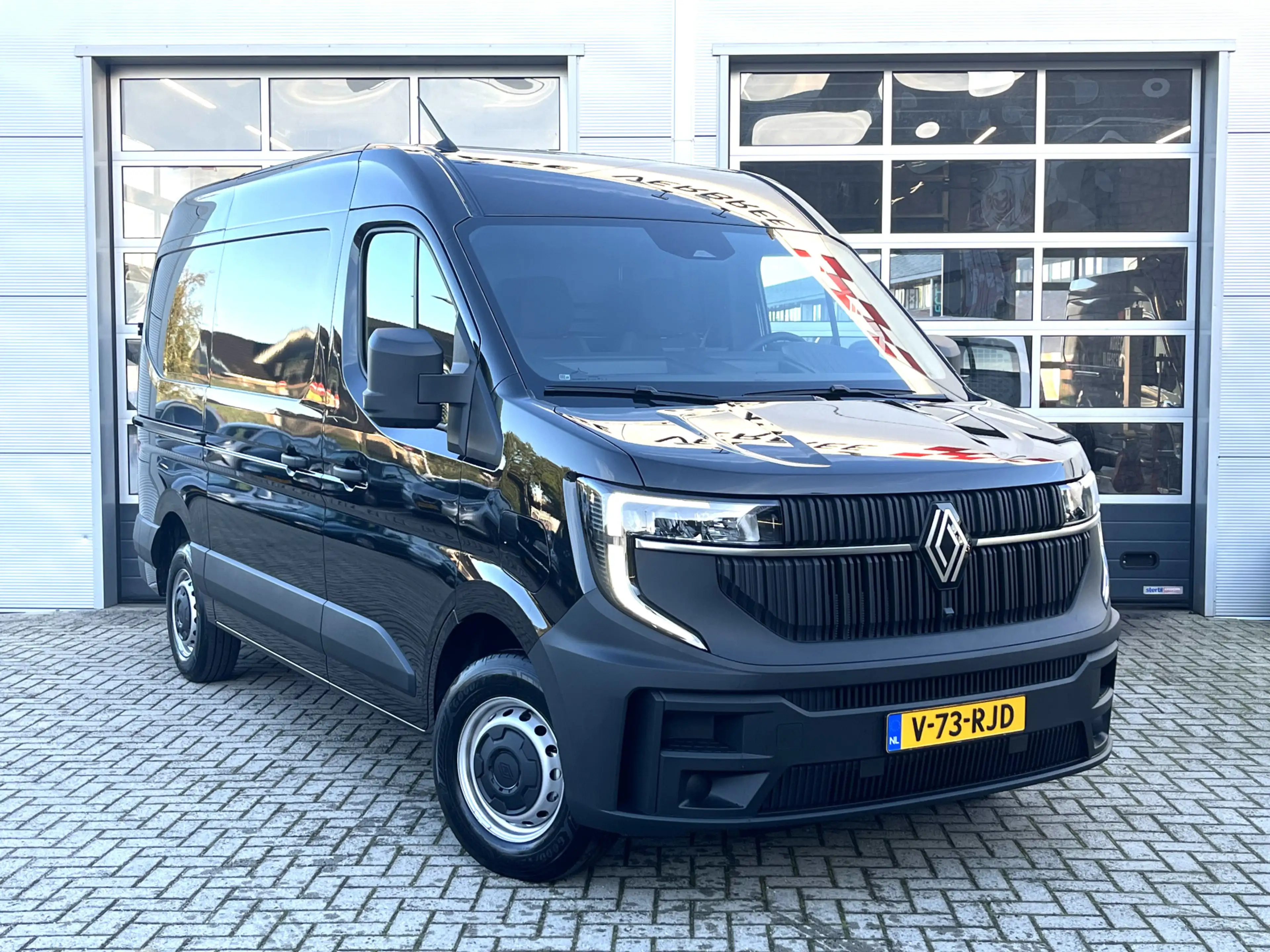 Renault Master E-Tech T35 L2H2 Extra long range 87 kWh | Navigati — photo 8