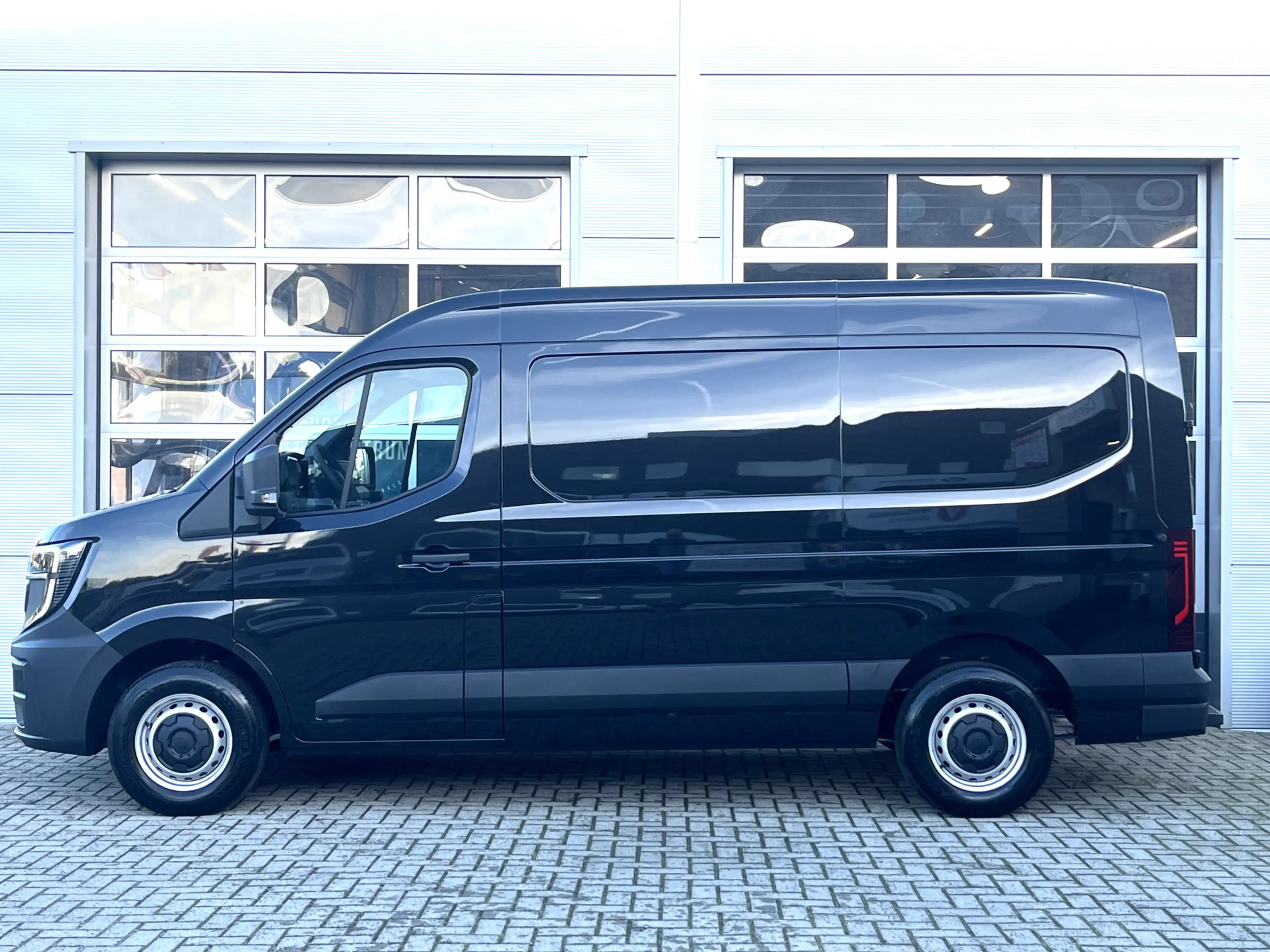 Renault Master E-Tech T35 L2H2 Extra long range 87 kWh | Navigati — photo 10