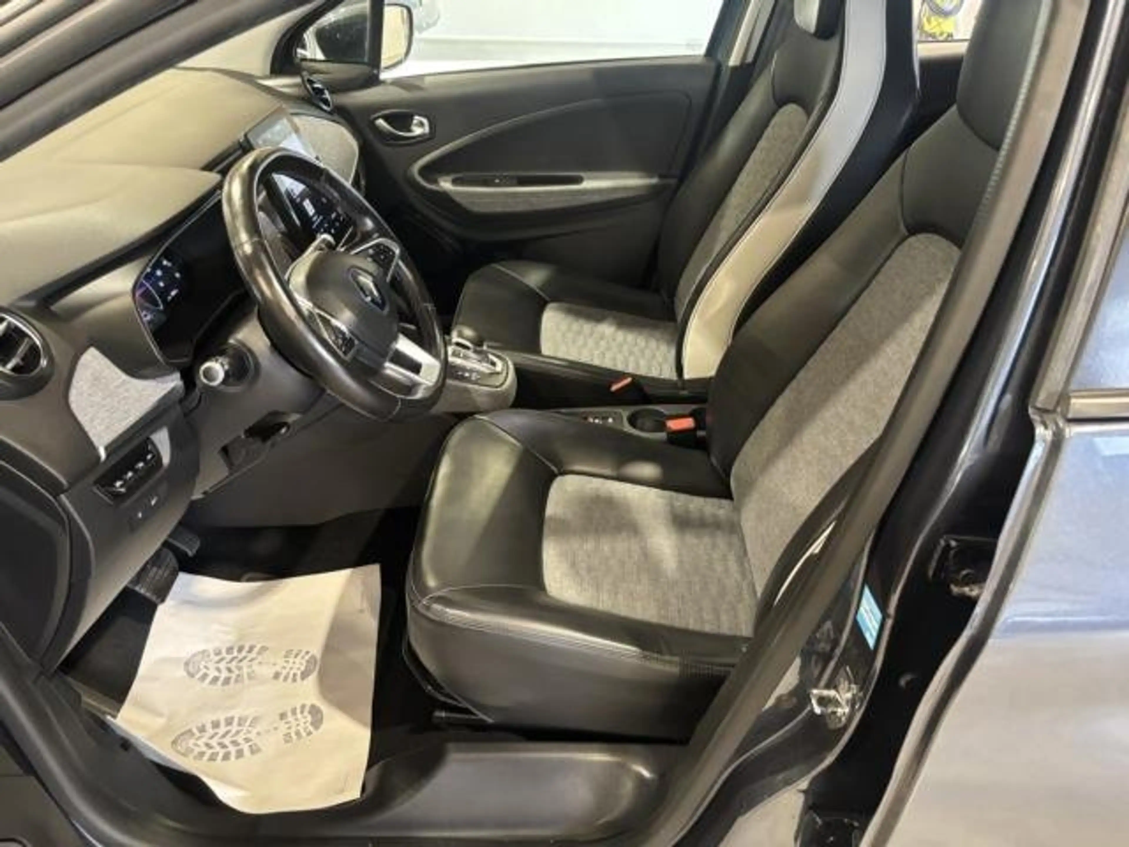Renault ZOE Intense R135(52kWh) LED KAMERA NAVI CCS-LADER — photo 3