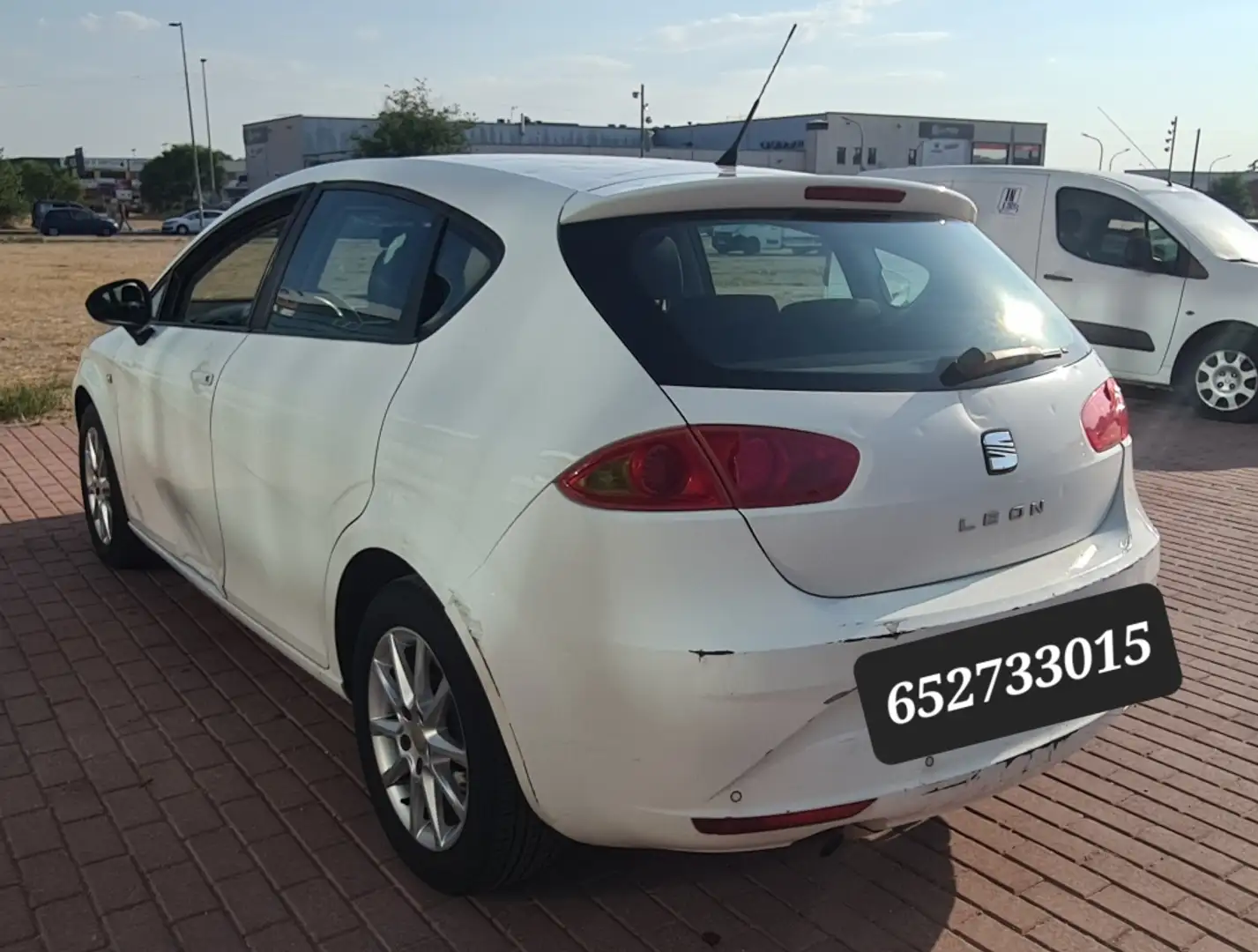 SEAT Leon 1.6TDI CR Style Copa Wit - 2