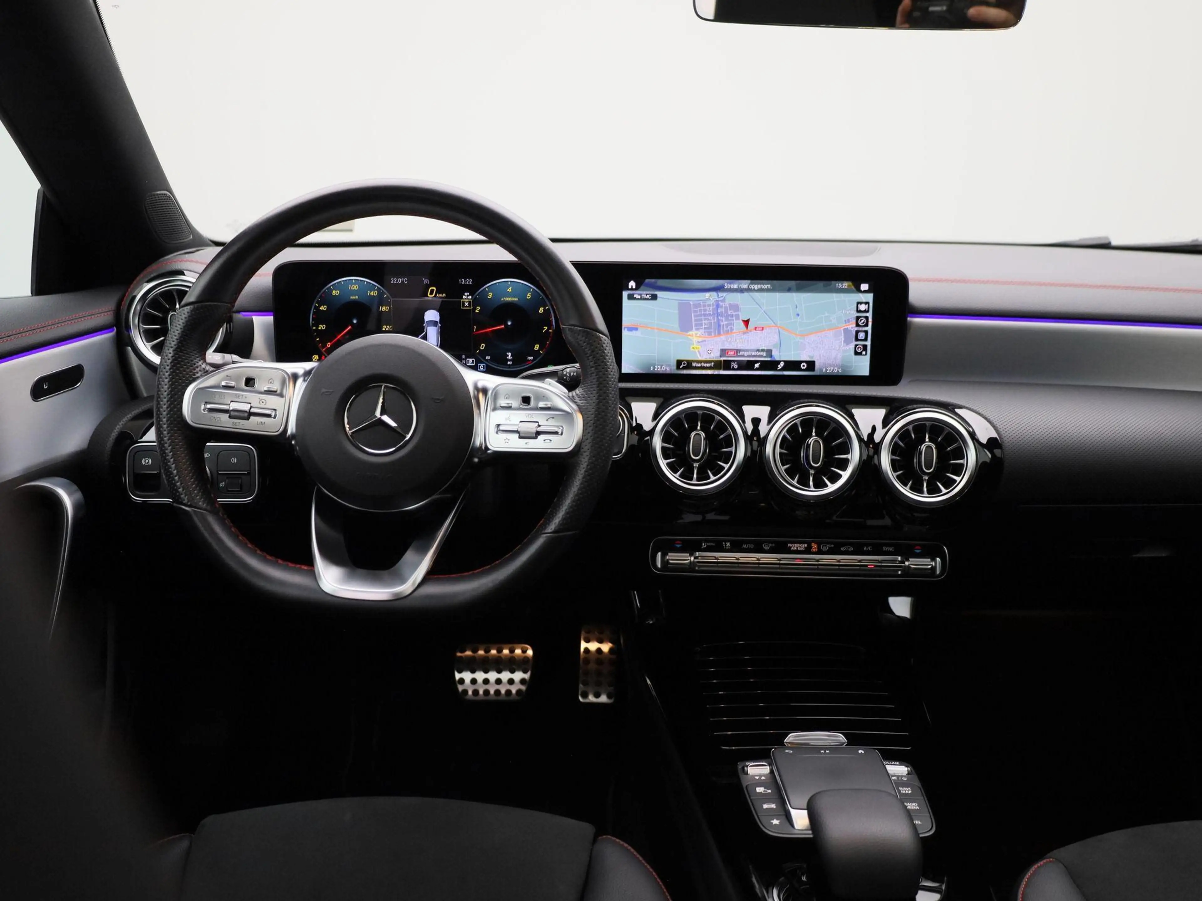 Mercedes-Benz CLA 180 Shooting Brake Business Line VERWACHT !! — photo 7