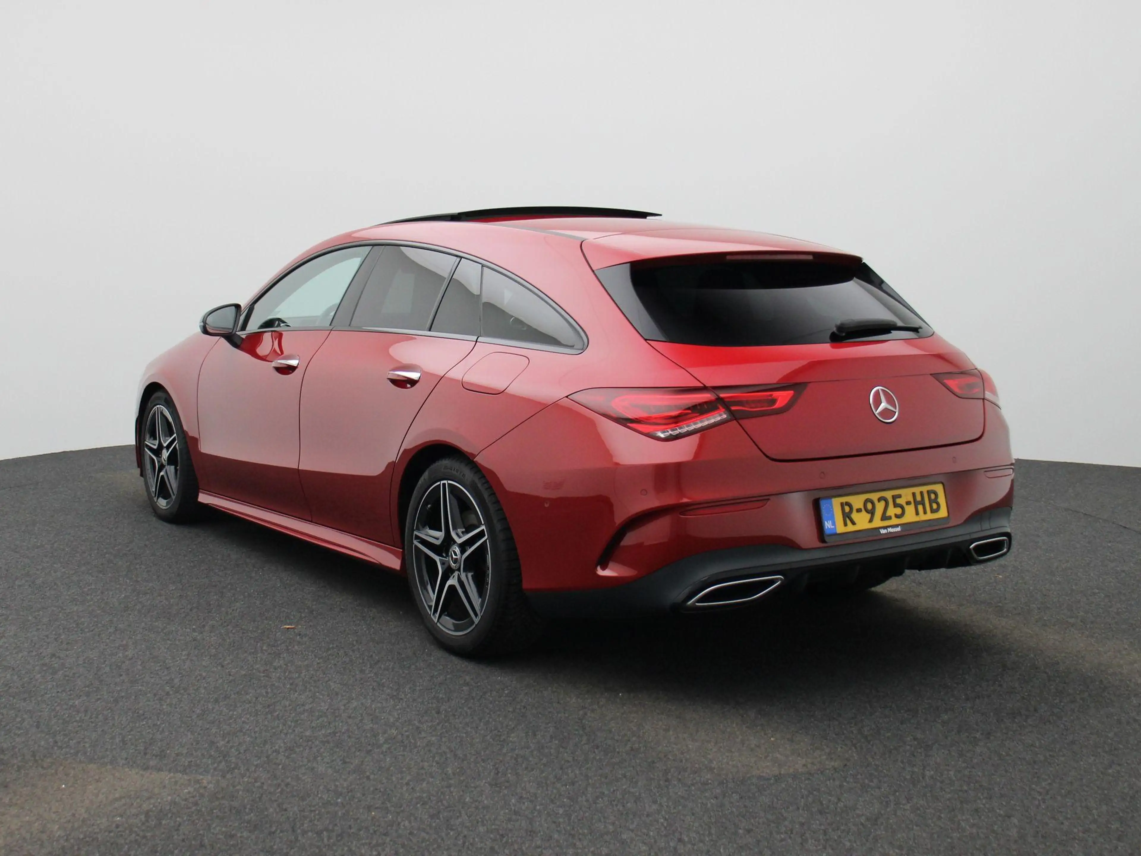 Mercedes-Benz CLA 180 Shooting Brake Business Line VERWACHT !! — photo 2
