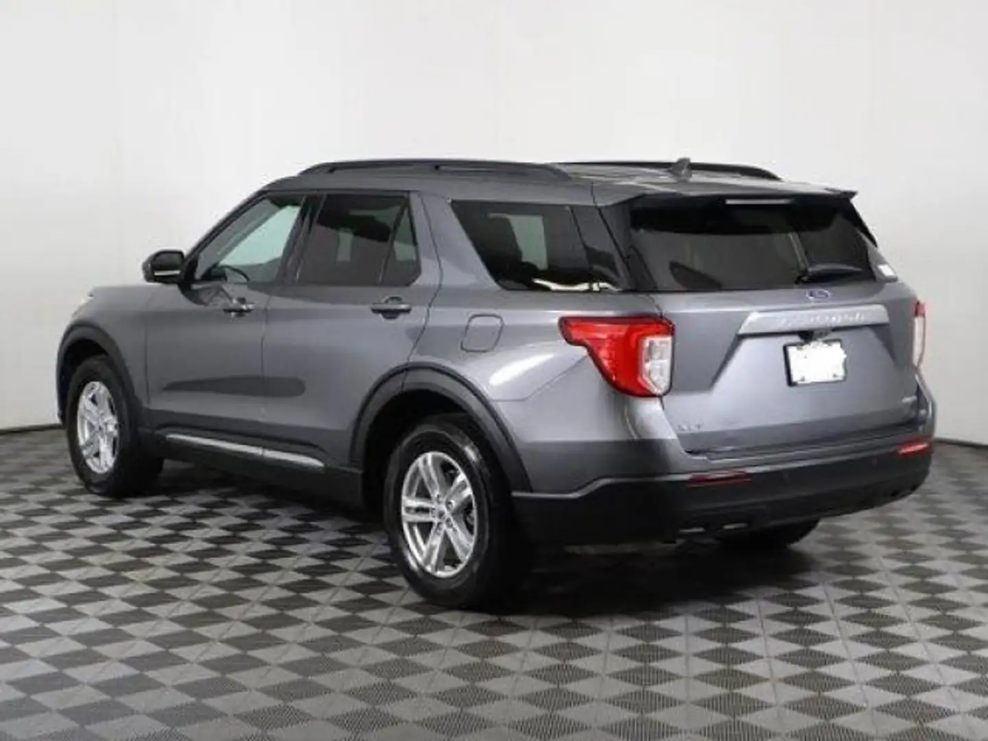 Ford Explorer 2.3L EcoBoost V4 4WD  XLT Gris - 2