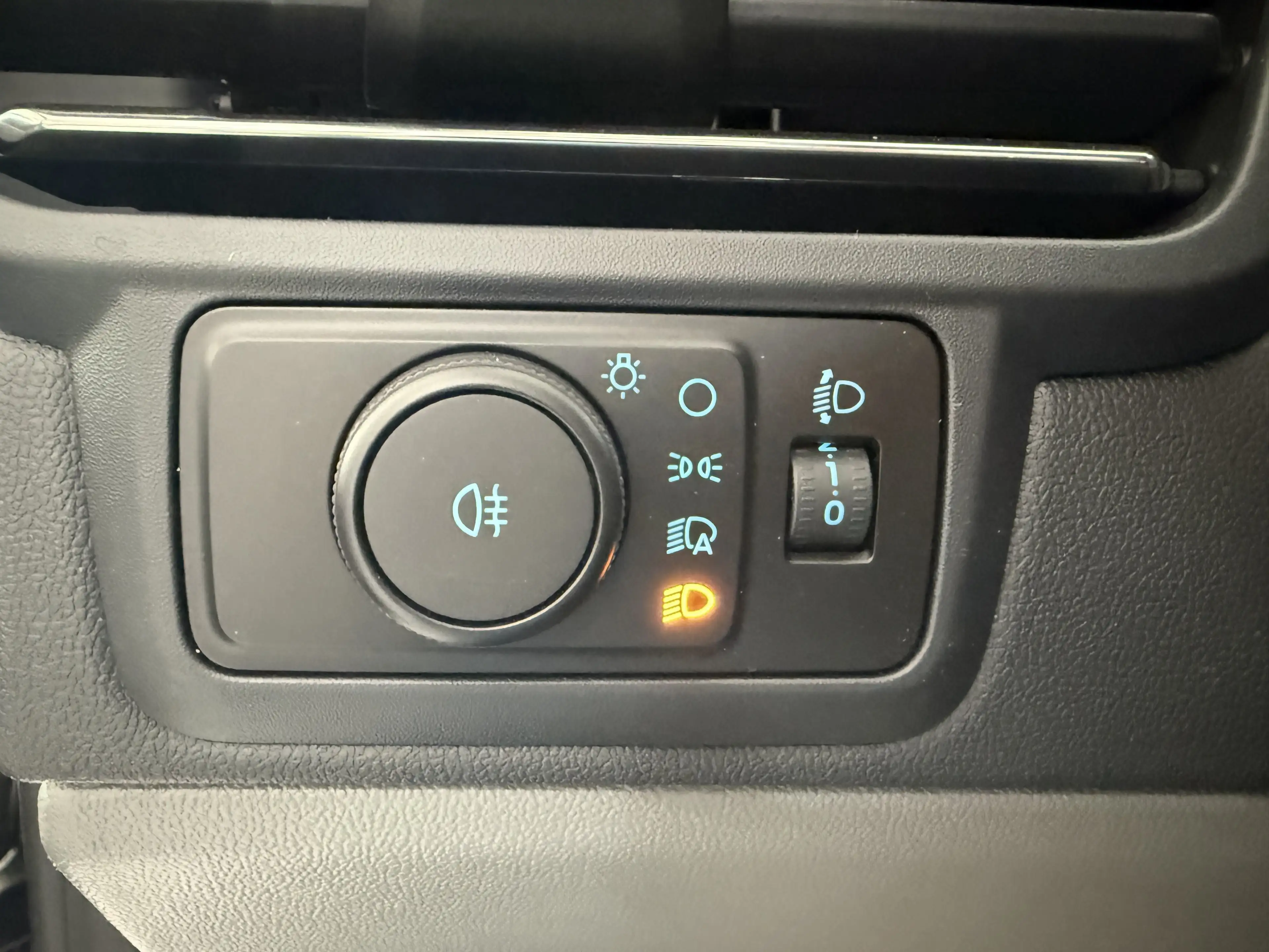 Ford Tourneo Custom Titanium X L1 Standheizung / 70L Tank / ACC — photo 15